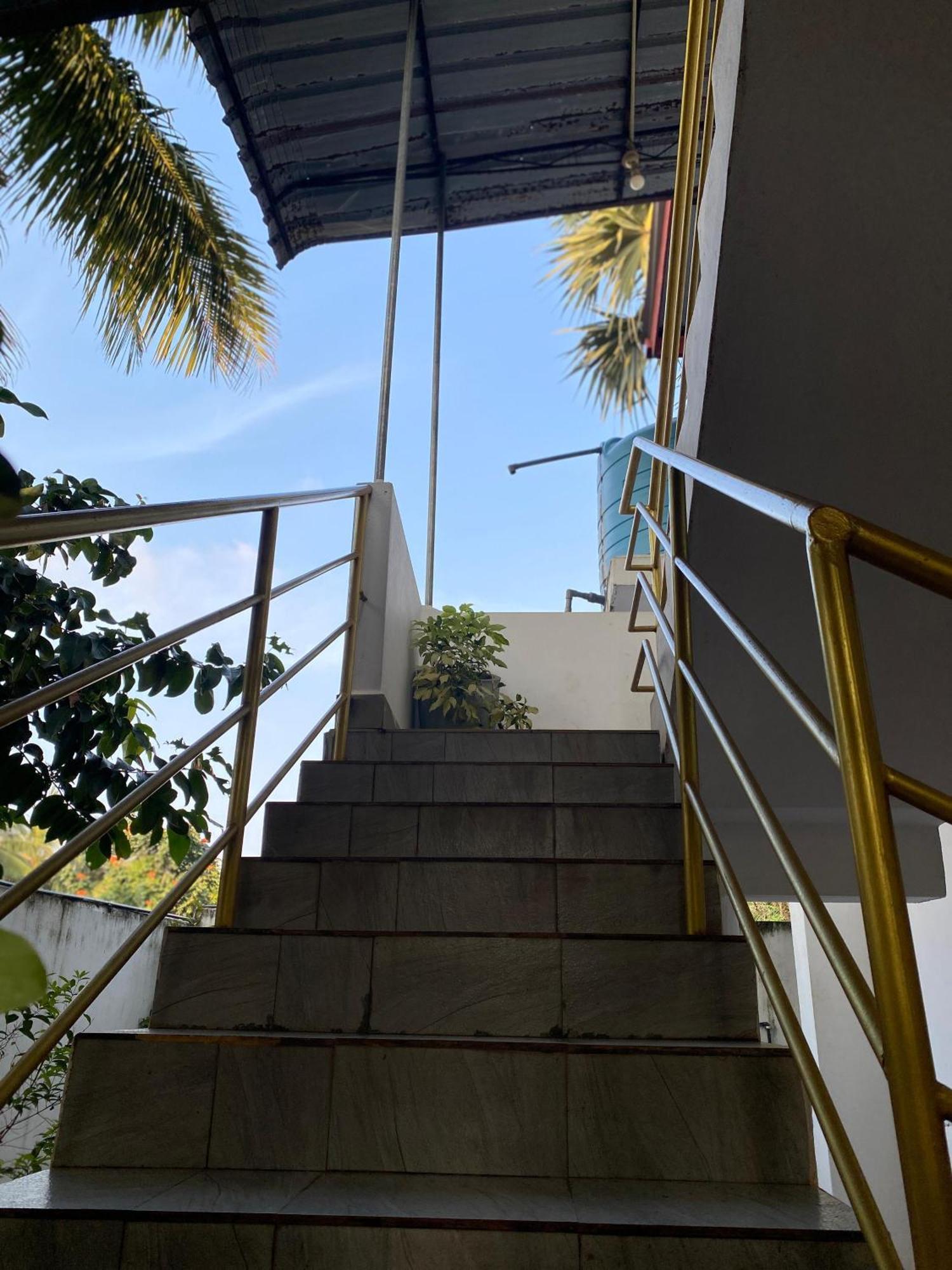 White Villa Hotel Trincomalee Exterior foto