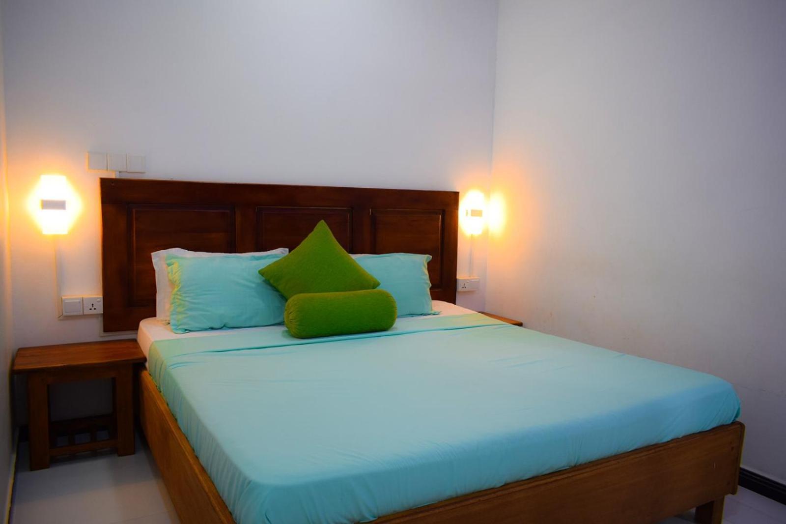White Villa Hotel Trincomalee Exterior foto